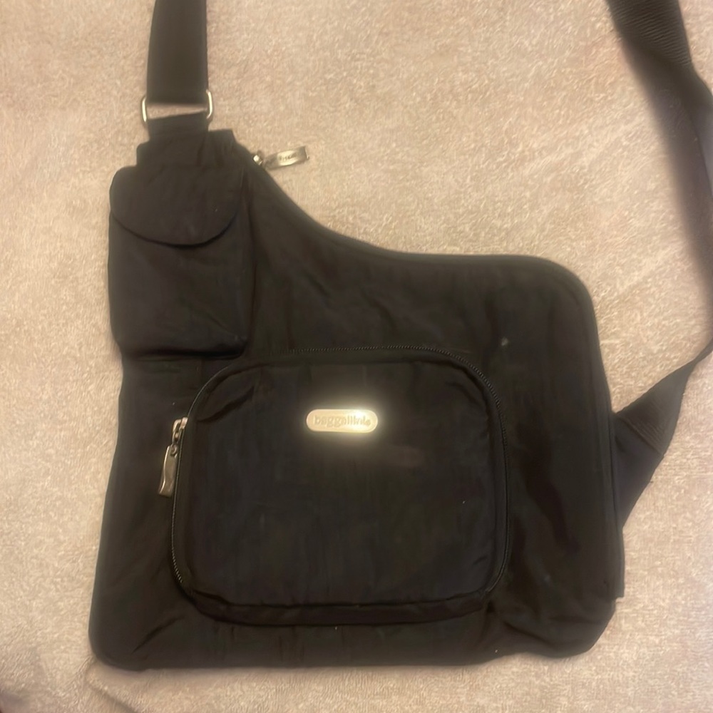 Shoulder bag